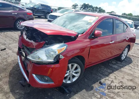 2015 Nissan Versa 1.6 Sl z USA, uszkodzony, nr VIN 3N1CN7AP2FL959286